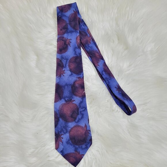 Bellissimo | Mens Blue and Purple Blueberry Print Silk Neck Tie Business OS - Picture 1 of 4